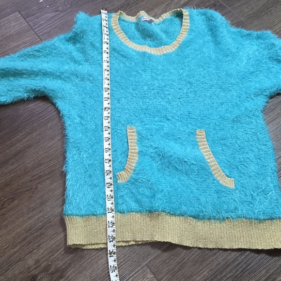 Juicy Couture Blue Fuzzy Sweater M – Cozy Glam Retro Y2K Knit Pullover with Gold - Picture 6 of 8
